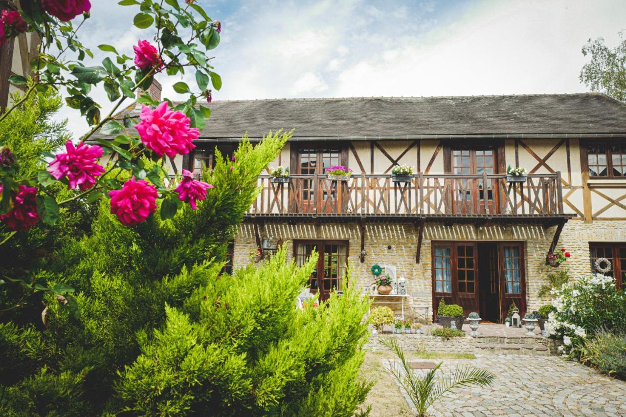 Au Fil De L'Eau & Gite "Le Jardin Du Moulin" Fourges Eksteriør bilde